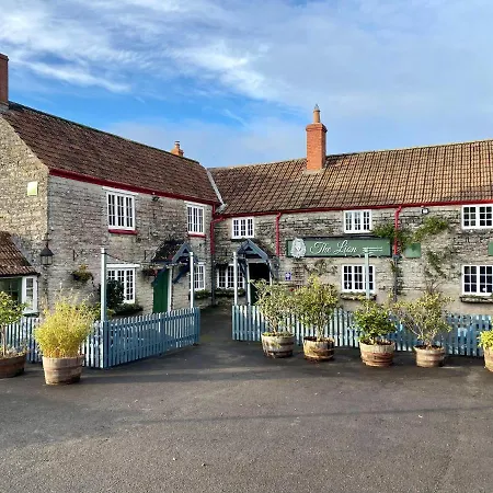 The Lion At West Pennard-3