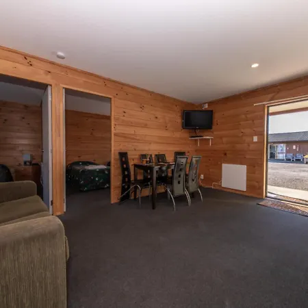 Buller Bridge Motel-3