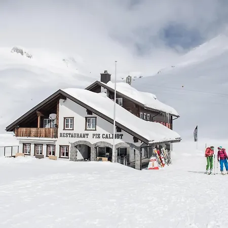 Berggasthaus Piz Calmot-2