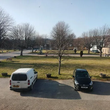 Richmond Arms Hotel (Adults Only)-3