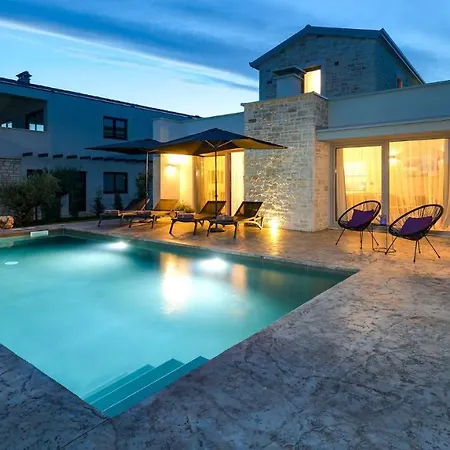 Villa Maslina By Villas Holiday-2