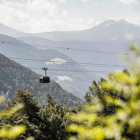 Pippos Mountain Lodge-3