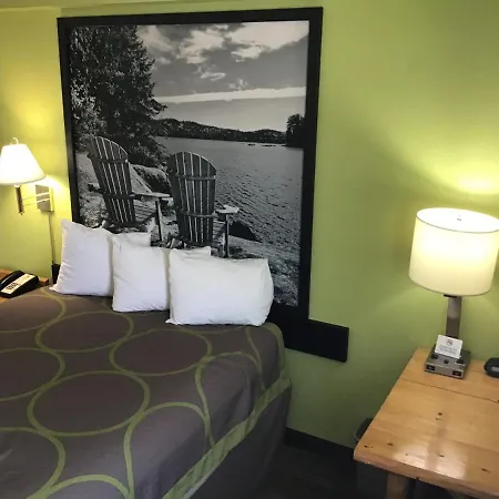 Super 8 By Wyndham Powell-2