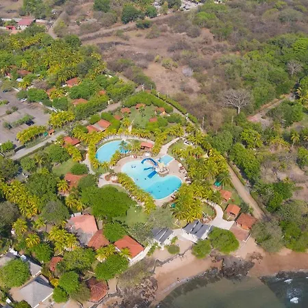 Las Veraneras Villas & Resort-3