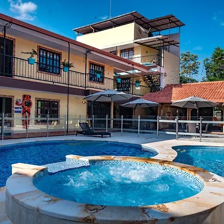 Hotel Vanguardia Natural-2