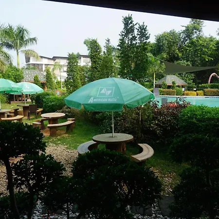 Floating Sanctuary Resort Powered By Cocotel-2