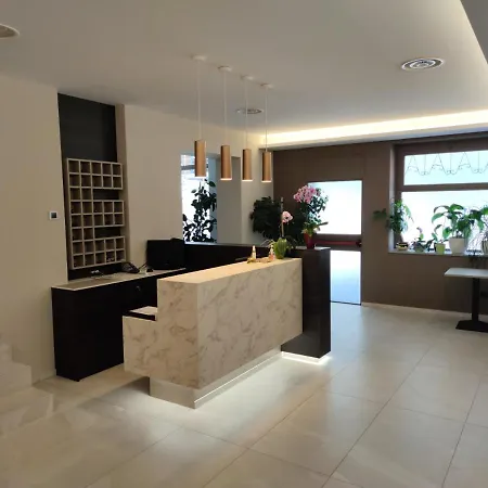 Hotel Emiliana-2