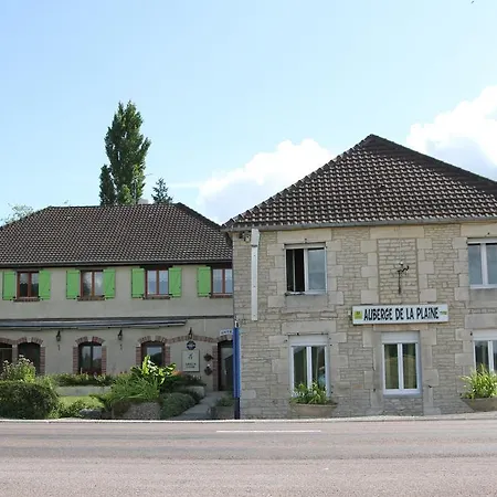 Logis Auberge De La Plaine-2