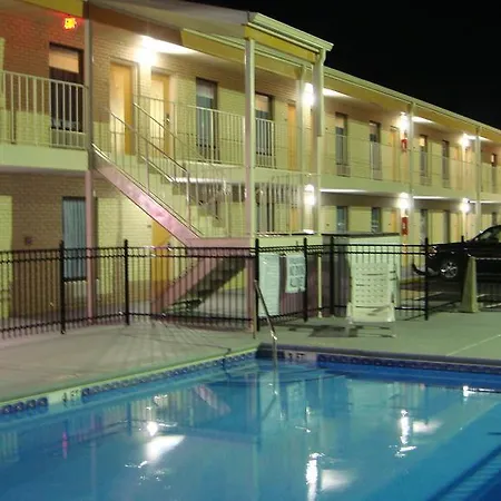 Magnolia Inn Laurens-3