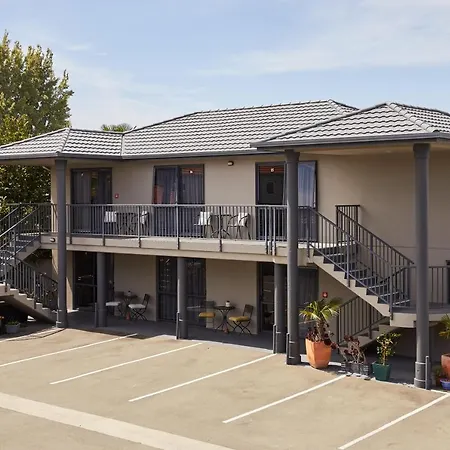 Blenheim Palms Motel-2
