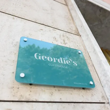 Geordie'S-3