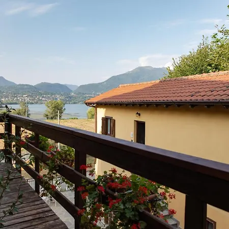 La Corte Sul Lago-2