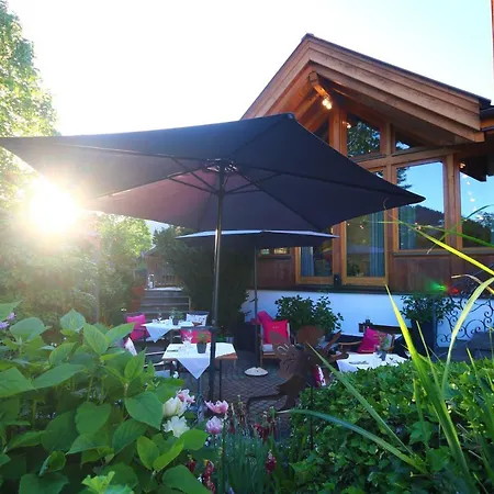 Kia Ora Hotel Restaurant-3