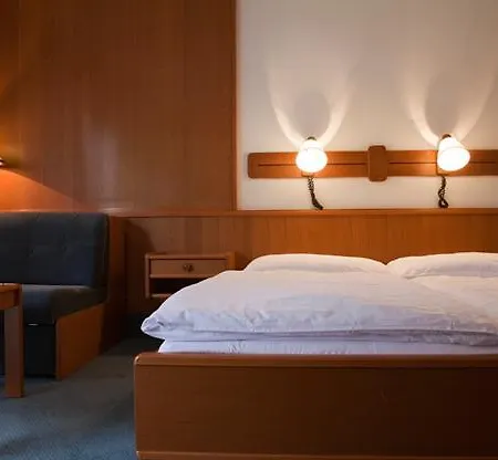 Hotel Ungarische Krone-2