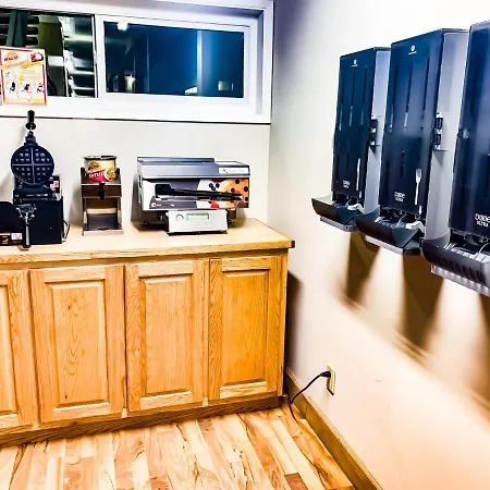 Econo Lodge Inn & Suites Winnemucca-3