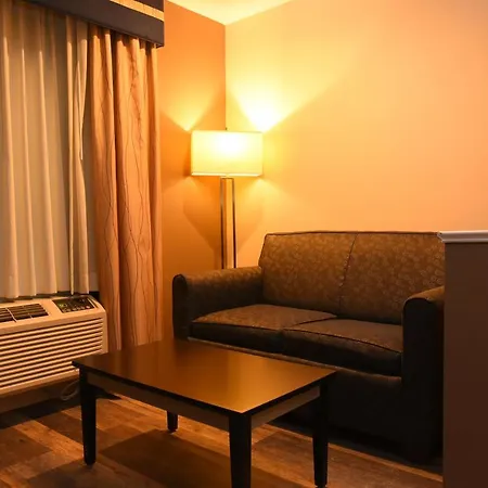 Capital Inn And Suites-2