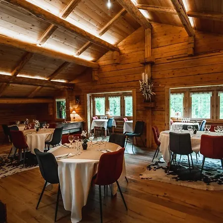 Hôtel Les Chalets de la Serraz-2
