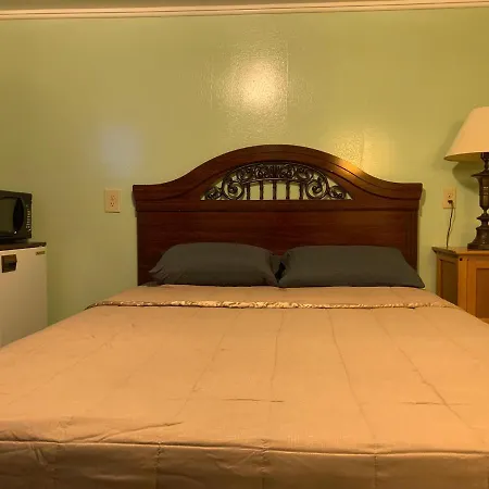 Tour Inn Motel-2
