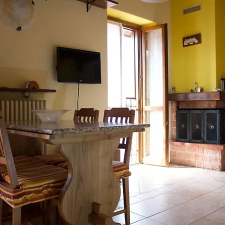 La Casa Sul Sasso In Town Serviced Accommodations-3
