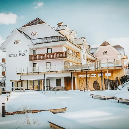 Mein Hotel Fast-3