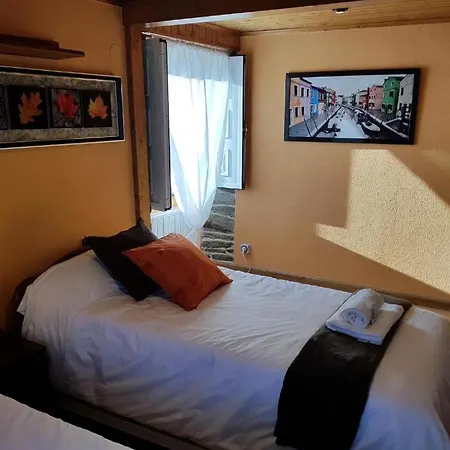 Aqua Rooms Sarria-2
