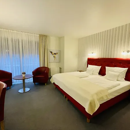 Schloss Hotel Herborn-3