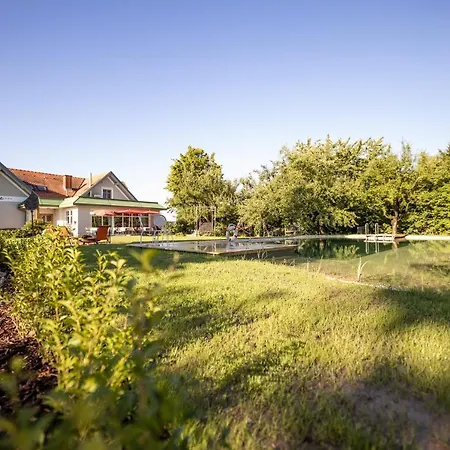 Pension Die Herberge Bad Loipersdorf-3