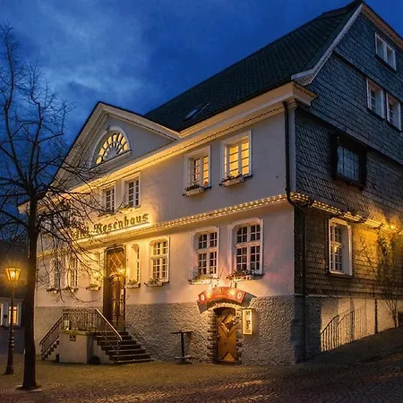 Hotel Rosenhaus GmbH mit 12 Elektro-Wallboxen-2