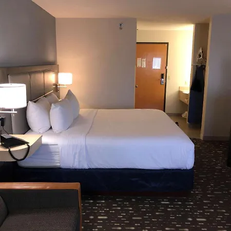 Country Inn & Suites By Radisson, Auburn, In-3