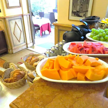 Hotel Torcolo Residenze del Cuore-3