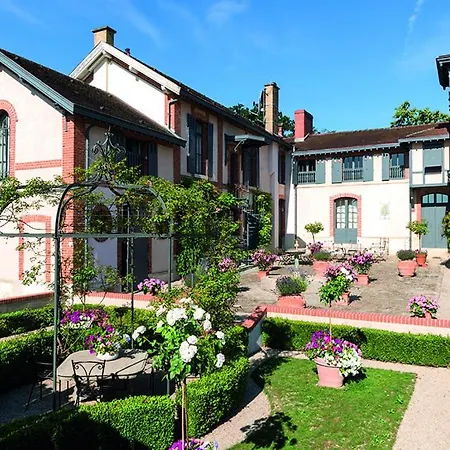 Guesthouse Domaine Du Chalet-2