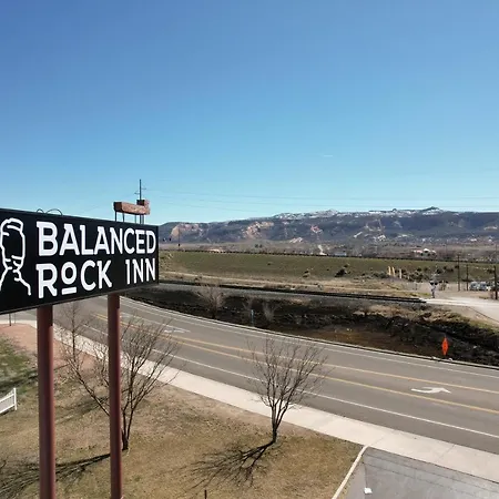 Balanced Rock Inn-2