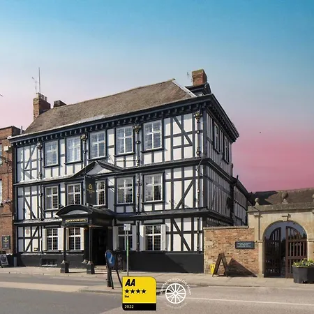 The Tudor House Hotel, Tewkesbury, Gloucestershire - The Coaching Inn Group-3