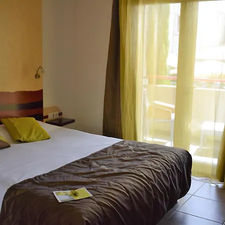 Logis Hotel La Fauceille-3