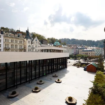 Art Deco Wolker By Astoria Hotel & Medical Spa-3
