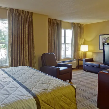 Sonesta Simply Suites Stafford-2