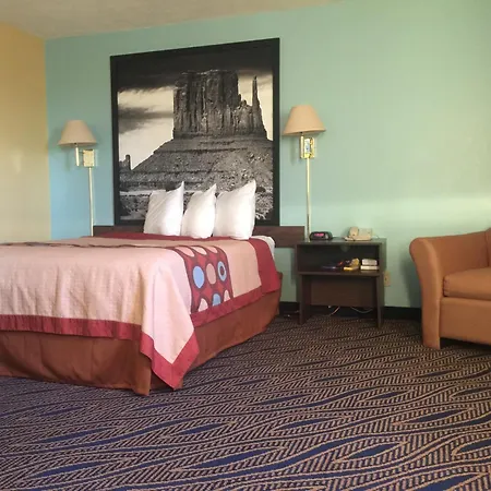 Super 8 By Wyndham Cedar City-2
