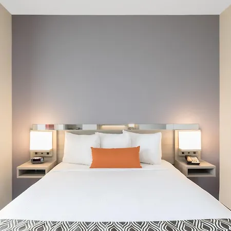 Microtel Inn & Suites By Wyndham Perry-2
