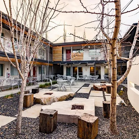 Modern Hotel-2