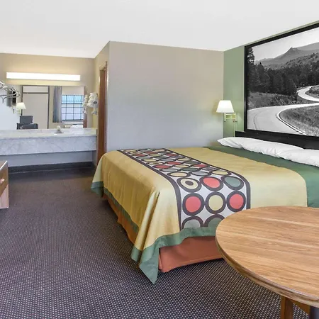 Super 8 By Wyndham Clarksville Ar-2