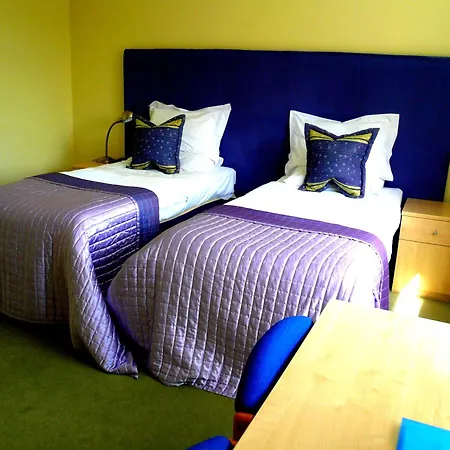 Malvern House-2