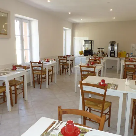 Logis Hôtel Restaurant Auberge de l'Isard-3