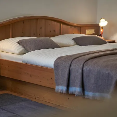 Lisi Family Hotel-3