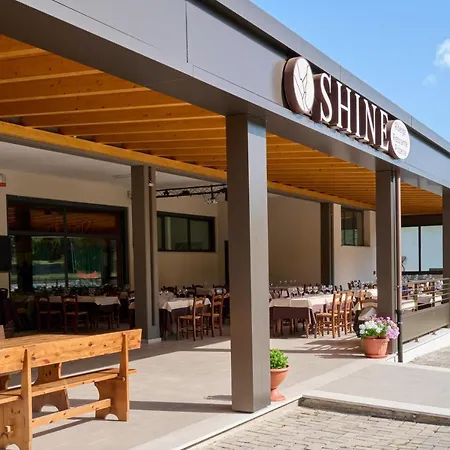 Albergo Shine-2