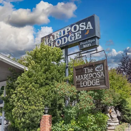 Mariposa Lodge-2