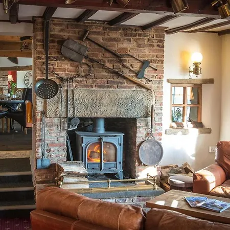 The Blackamoor Inn-2