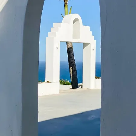 Santorini Guesthouse-2