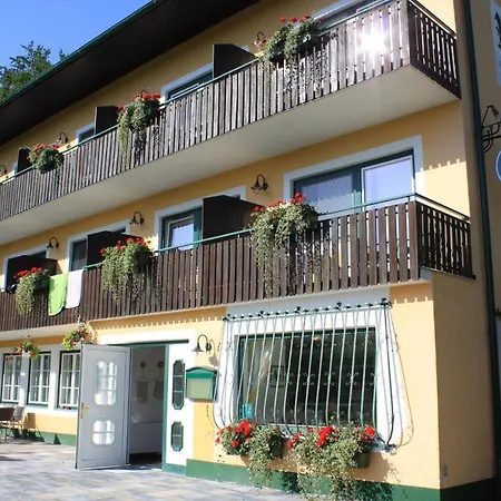 Pension Waldhof am Stubenbergsee-3