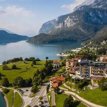 Ariston Lake View Hotel-3