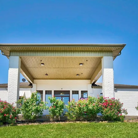 Motel 6-Grand Rivers, Ky-2